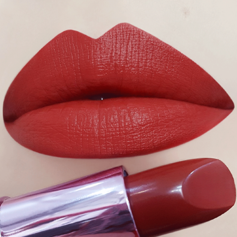 Neve Cosmetics Dessert à Lèvres Chocolate Eclair Ruž za usne 